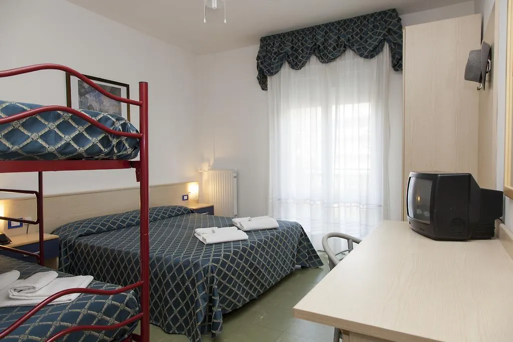 Hotel Oceanic Лидо-ди-Езоло