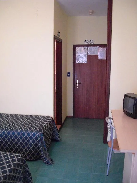 Hotel Oceanic Лидо-ди-Езоло