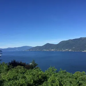 moderne-ferienwohnung-mit-traumseeblick-lago-maggiore.it-lombardy.com/